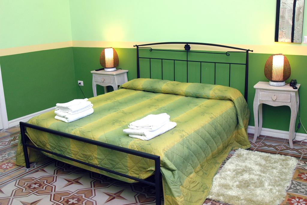 La Naca Della Taranta B&B Galatina Exterior photo