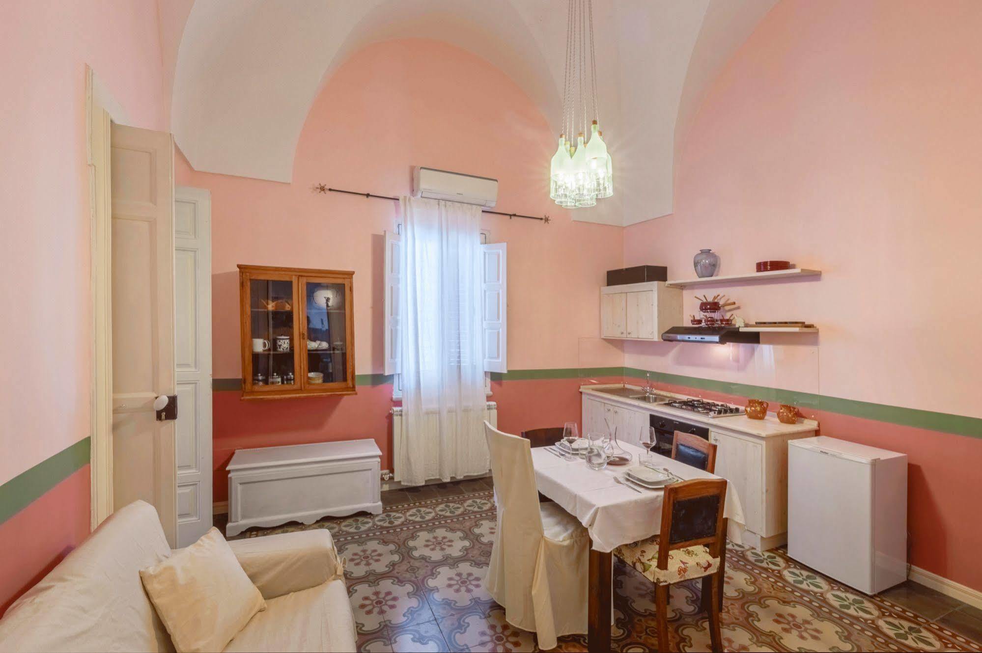 La Naca Della Taranta B&B Galatina Exterior photo